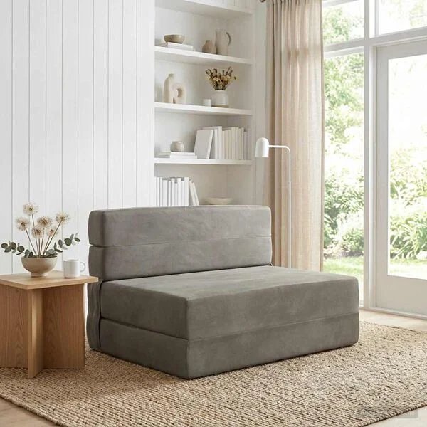 Sulankstoma sofa lova šviesiai pilka, pusės vaizdas