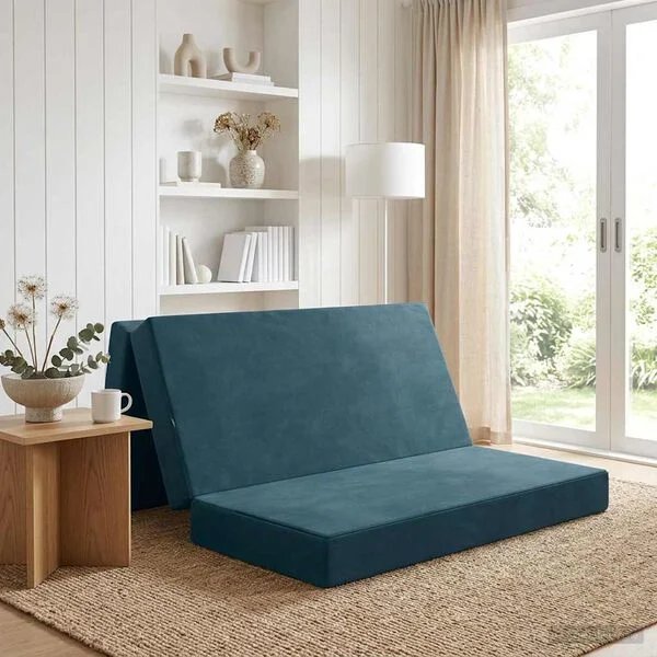 Sulankstoma mėlyna aksominė sofa lova Opto.lt, vaizdas iš šono